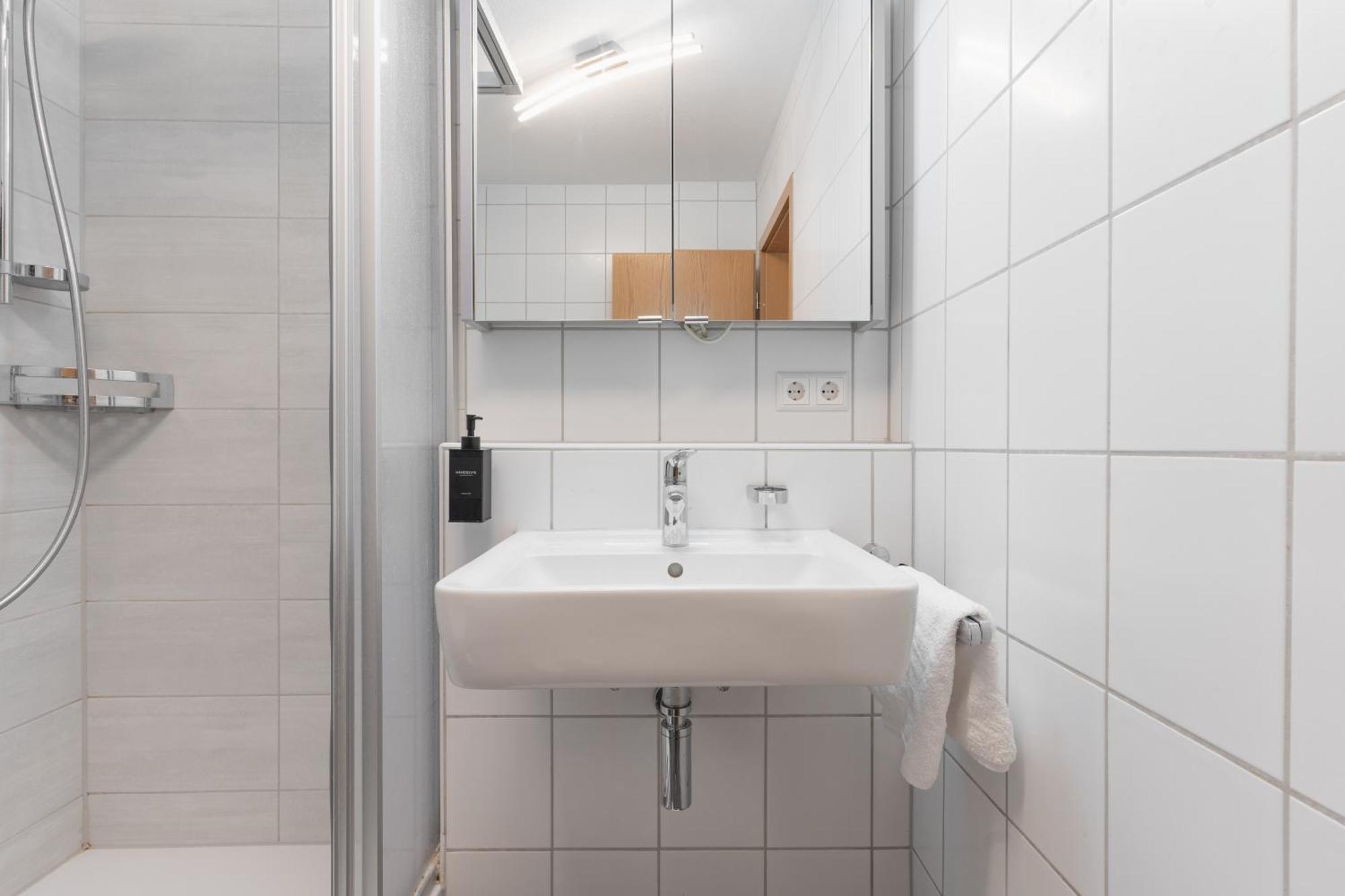 Untersee-Suite Istayunixi Seenaehe-Terrasse-Workspace-Netflix-Parkplatz Радольфцелль  Экстерьер фото